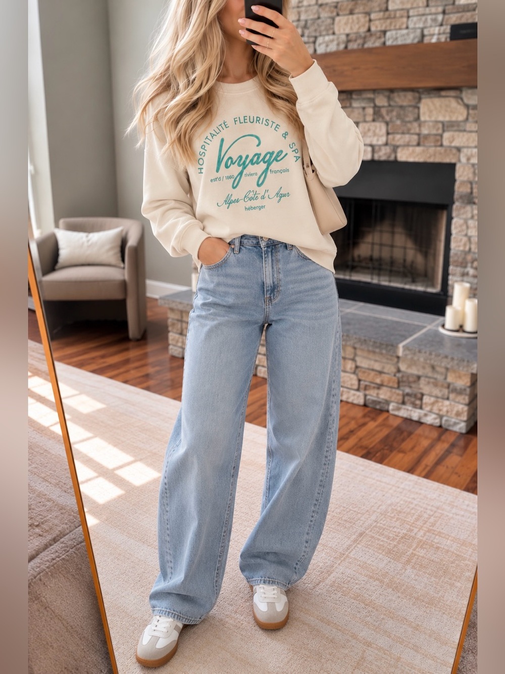 Graphic sweatshirt